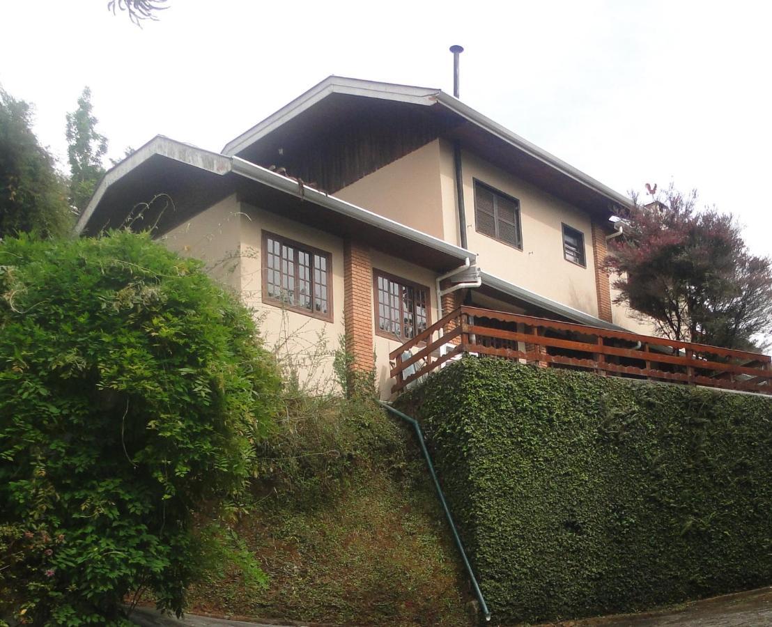 Casa Em Condominio Privado Campos do Jordão Extérieur photo