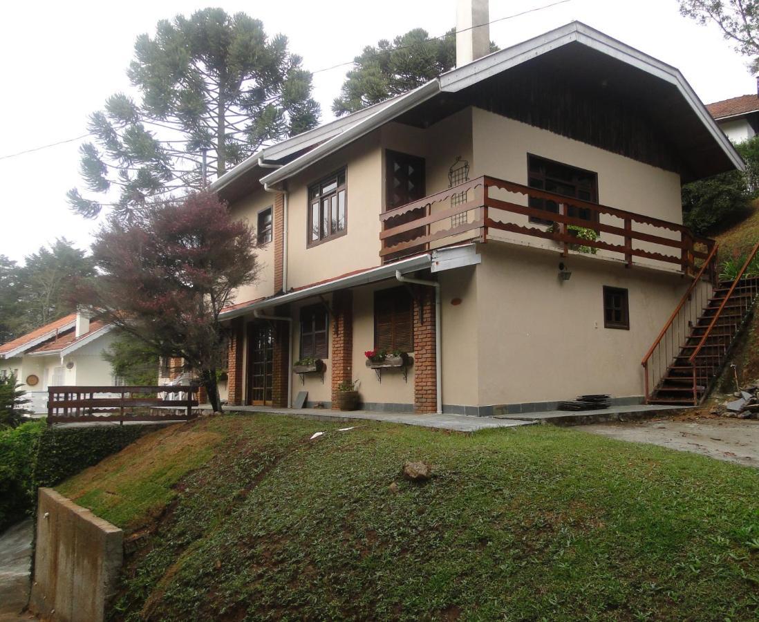 Casa Em Condominio Privado Campos do Jordão Extérieur photo